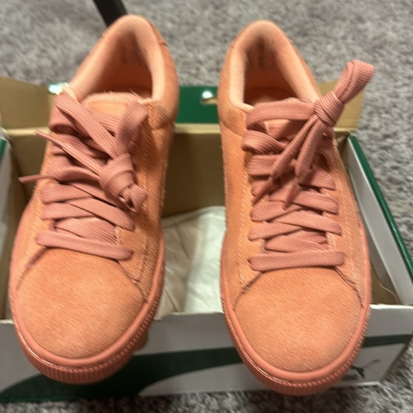 Suede jr desert flower women’s puma shoe - Picture 2 of 5